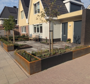 Complete tuinaanleg vanaf ontwerp tot aan realisatie. - Hoveniersbedrijf C.K. van Mourik de hovenier voor West Betuwe, Tiel, Culemborg, Geldermalsen, Buren