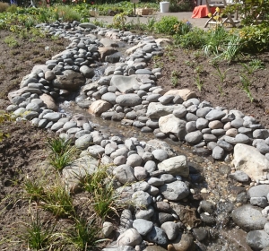 Waterval met regelbare stroomhoeveelheid-Hoveniersbedrijf C.K. van Mourik