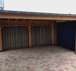 Carport, douglashout, dakbedekking dakleer en met regengoot  - Hoveniersbedrijf C.K. van Mourik West-Betuwe Geldermalsen Tiel Culemborg